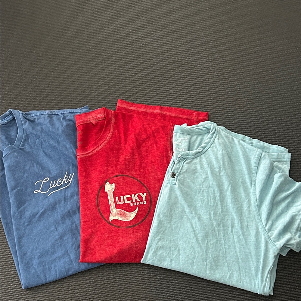 Lucky brand t shirt lot